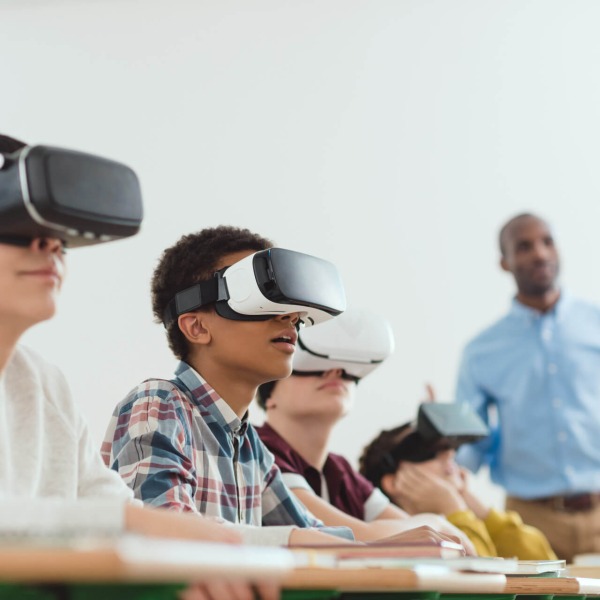 DET Im Unterricht Mit VR Brillen